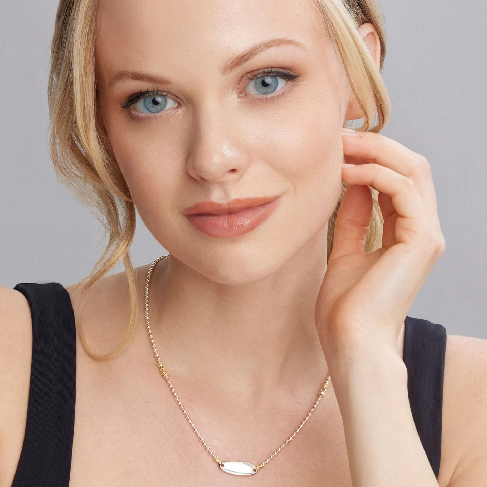 Oval Plate Necklace
